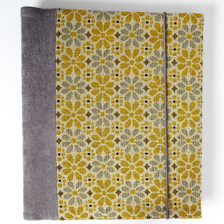 Rodinný fotoalbum Shine On...