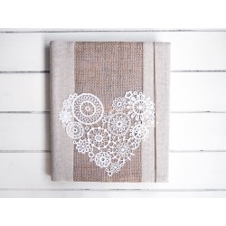 Svatební fotoalbum se srdíčkem