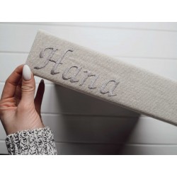 fotoalbum se jménem