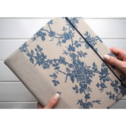 Samolepicí rodinné fotoalbum